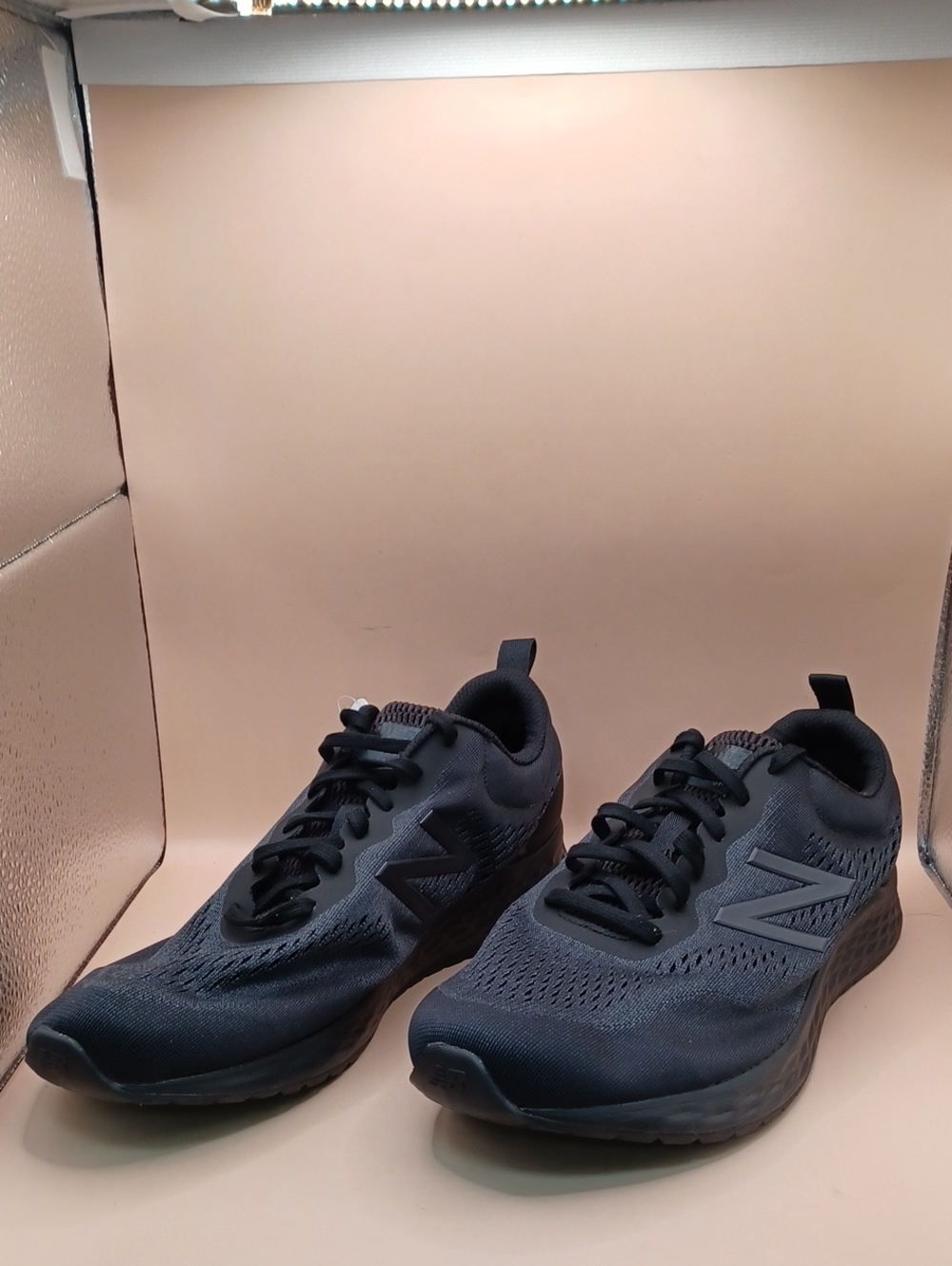 New Balanxr Freah Foam Arishi V3 Running Shoe-Black Men Size 9.5 US